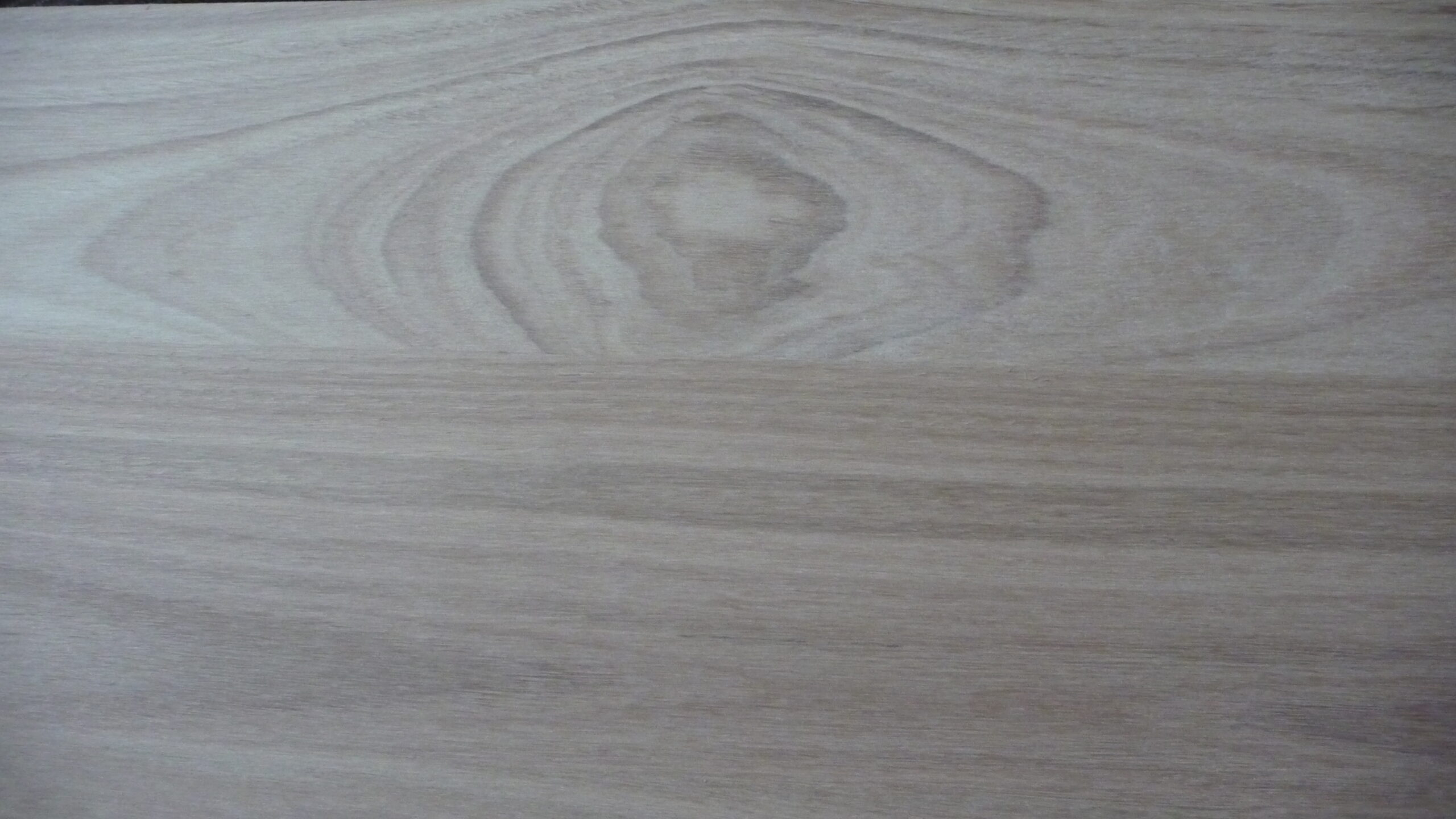 Blackbutt timber overlay for flooring and furniture