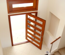 Madras 7 light timber door